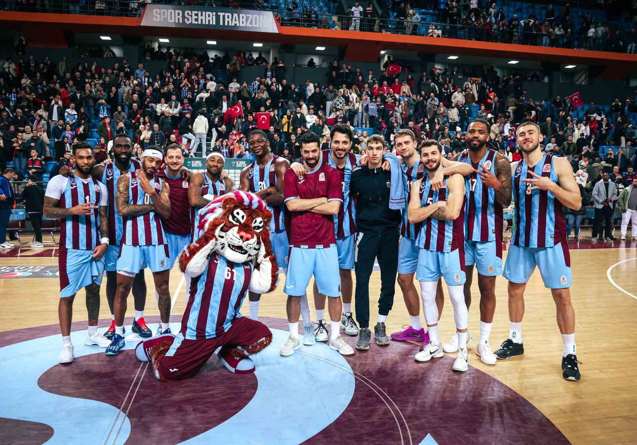 TRABZONSPOR, TÜRKİYE SİGORTA BASKETBOL SÜPER LİGİ'NİN 17. HAFTASINDA SAHASINDA KARŞILAŞTIĞI...