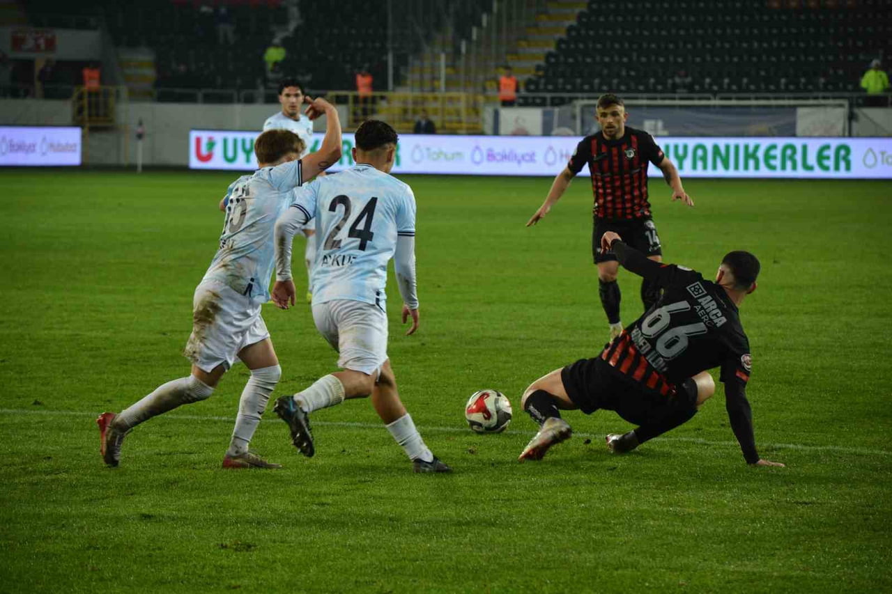 TRENDYOL 1. LİG’İN 21. HAFTASINDA ÇORUM FK’NİN EVİNDE KONUK ETTİĞİ ADANA DEMİRPOR İLE MAÇ SONUCU...