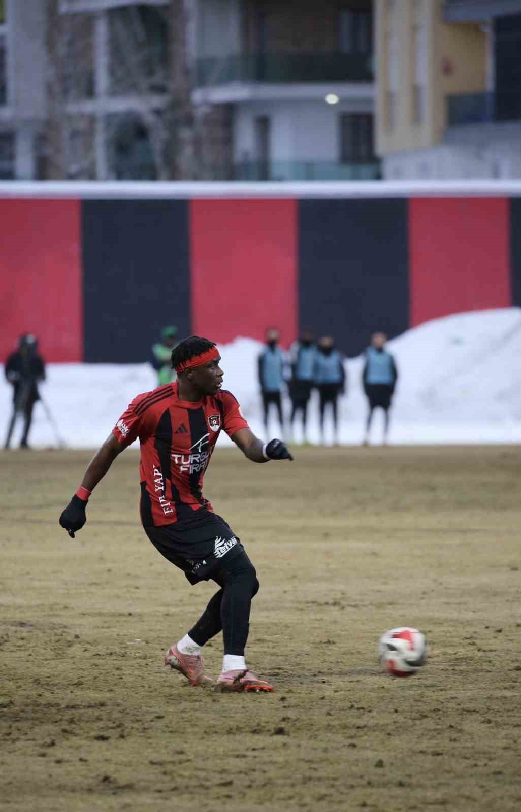 TRENDYOL 1. LİG’İN 22. HAFTASINDA VANSPOR FK, KONUK ETTİĞİ IĞDIR FK’YI 3-0 MAĞLUP ETTİ.