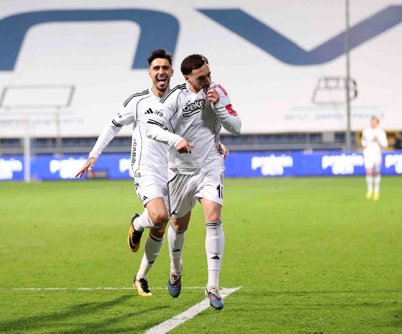 TRENDYOL SÜPER LİG’DE 19. HAFTANIN KAPANIŞ MAÇINDA EYÜPSPOR İLE BEŞİKTAŞ, RECEP TAYYİP ERDOĞAN...