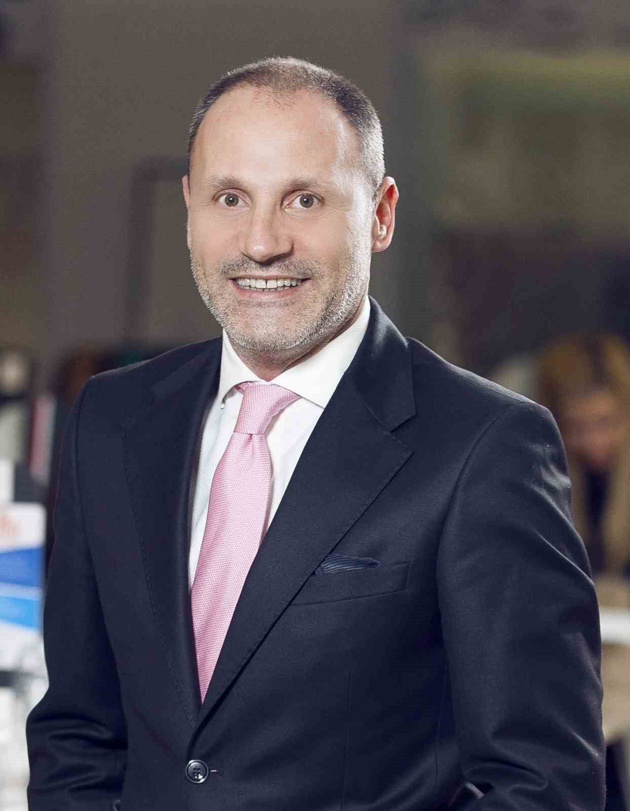 TÜRKİYE'NİN LİDER GIDA ŞİRKETİ ÜLKER'İN SATIŞ ORGANİZASYONUNDA GÖREV DEĞİŞİMİ YAŞANDI. ŞİRKETİN...