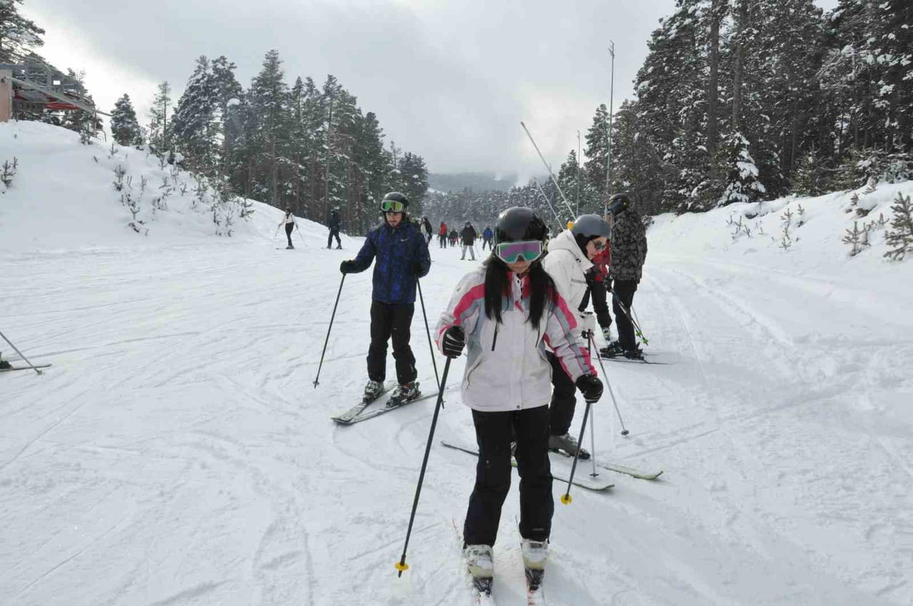 TÜRKİYE'NİN VE DÜNYANIN EN ÖNEMLİ KIŞ TURİZM MERKEZLERİNDEN BİRİ OLAN SARIKAMIŞ KAYAK MERKEZİ'NDE...