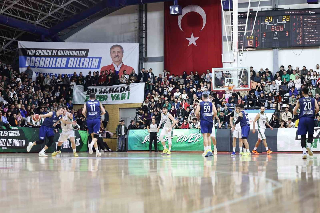 TÜRKİYE BASKETBOL 2. LİGİ’NDE MÜCADELESİNİ SÜRDÜREN SAKARYA BÜYÜKŞEHİR BASKETBOL TAKIMI, LİGİN 13....