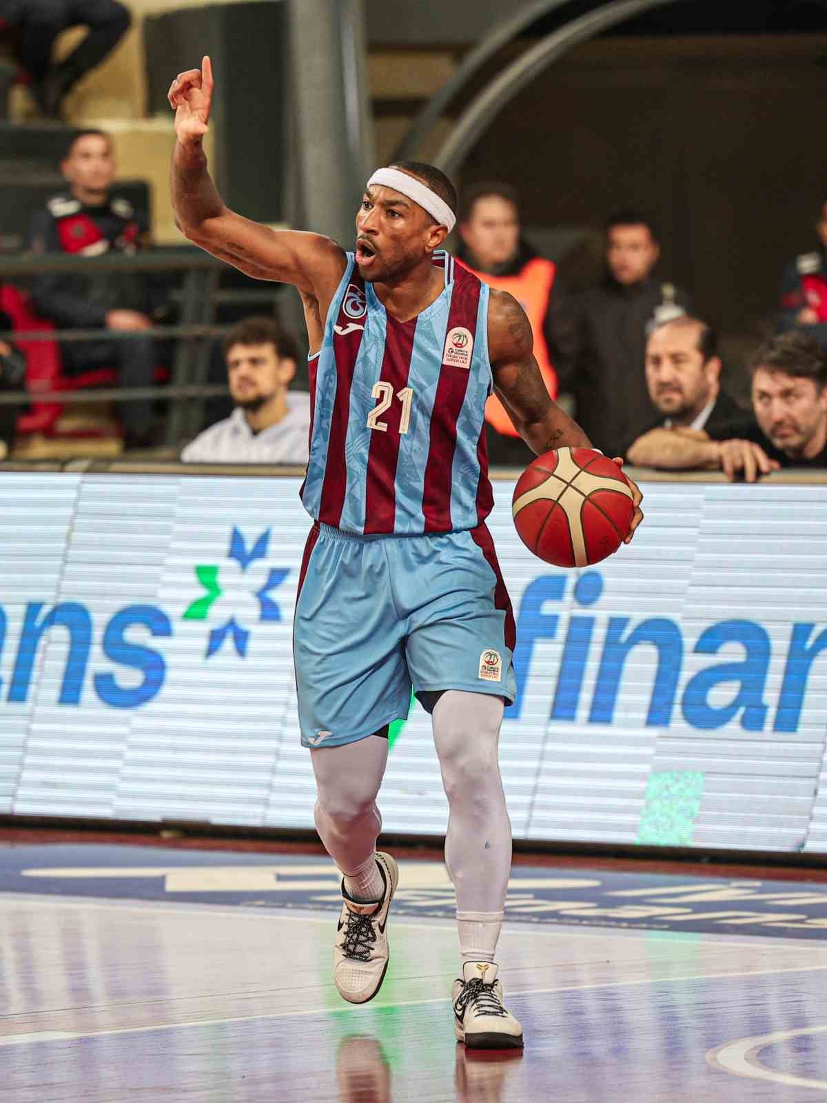 TÜRKİYE SİGORTA BASKETBOL SÜPER LİGİ'NİN 14. HAFTASINDA TRABZONSPOR, SAHASINDA KARŞILAŞTIĞI TÜRK...