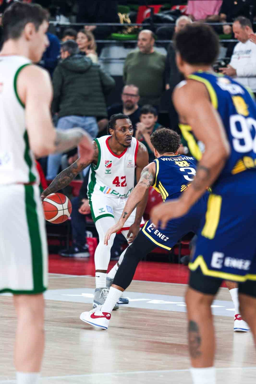 TÜRKİYE SİGORTA BASKETBOL SÜPER LİGİ’NİN 18. HAFTASINDA KARŞIYAKA, EVİNDE FENERBAHÇE’YE 91-55...