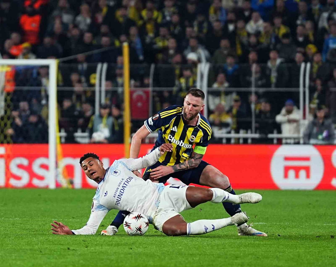 UEFA AVRUPA LİGİ’NİN 7. HAFTASINDA FENERBAHÇE EVİNDE İNGİLİZ EKİBİ ASTON VİLLA İLE KARŞI KARŞIYA...