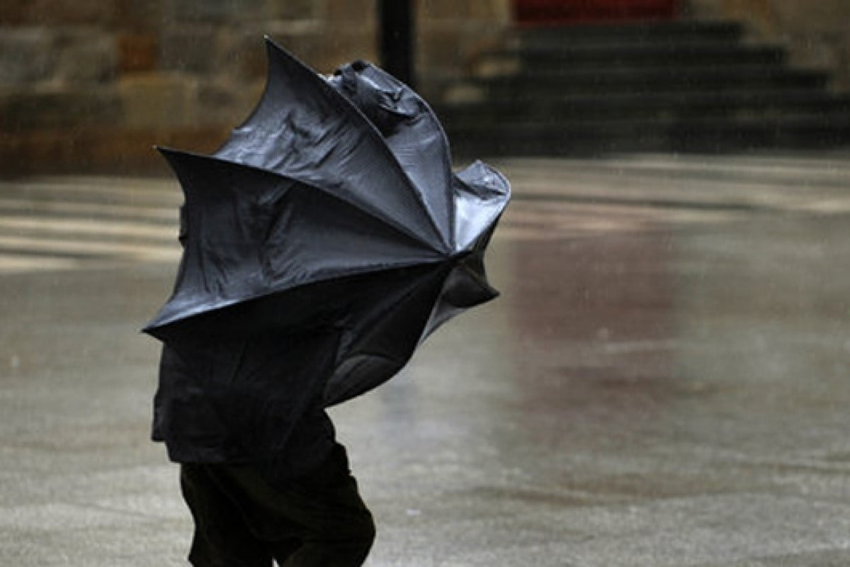 )- UŞAK VALİLİĞİ VE UŞAK BELEDİYESİ, KENT GENELİNDE BEKLENEN KUVVETLİ RÜZGAR VE FIRTINAYA KARŞI...