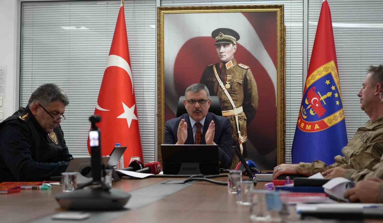 VALİ MUSTAFA ÇİFTÇİ, ERZURUM’UN 2025 YILI ASAYİŞ OLAYLARINI DEĞERLENDİRDİ