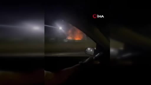 - Venezuela'nın başkenti Karakas'ta en az 7 patlama meydana geldiği, alçak uçuş yapan uçakların...