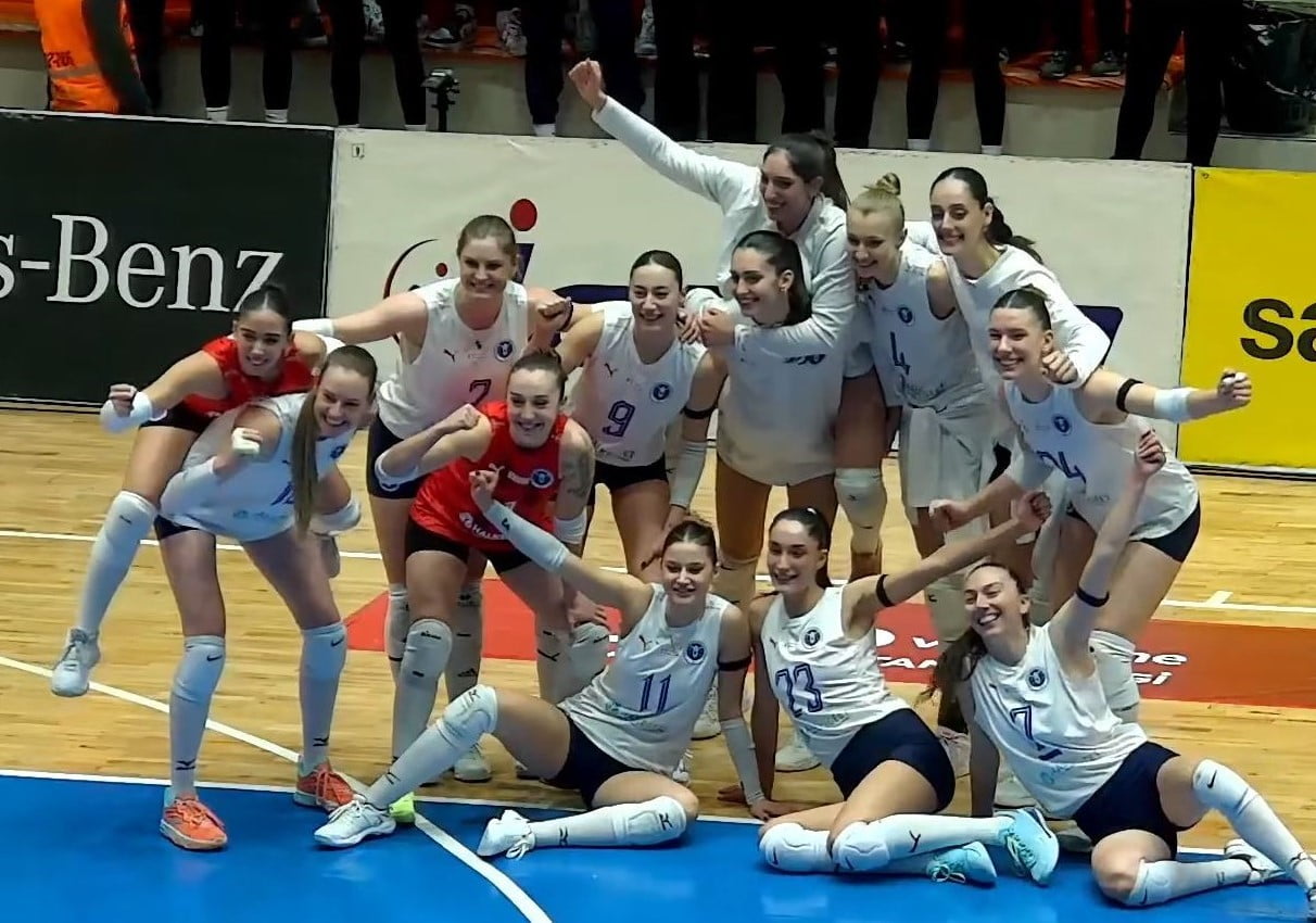 VODAFONE SULTANLAR LİGİ'NİN 17. HAFTASINDA AYDIN BÜYÜKŞEHİR BELEDİYESPOR, SAHASINDA KARŞILAŞTIĞI...