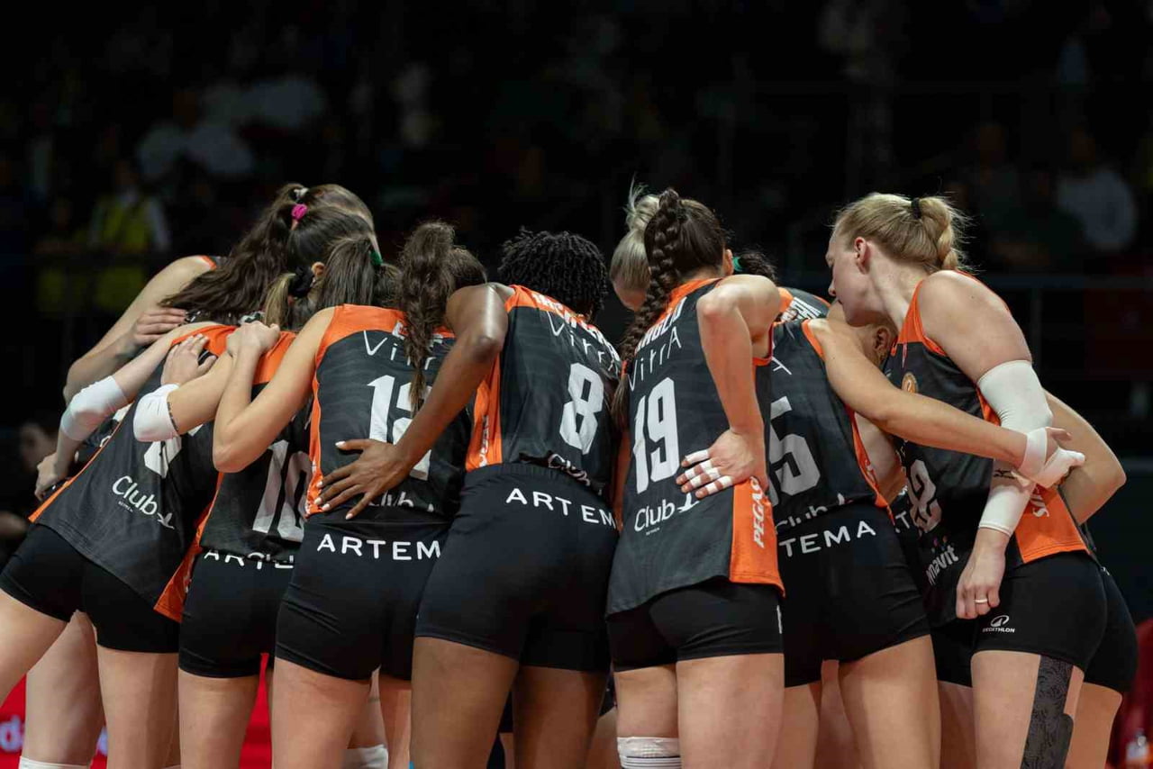 VODAFONE SULTANLAR LİGİ’NİN 18. HAFTASINDAKİ DERBİ MÜCADELESİNDE FENERBAHÇE MEDİCANA, ECZACIBAŞI...