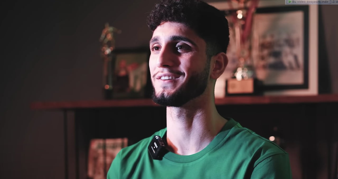 YEŞİL-BEYAZLI KULÜP, 22 YAŞINDAKİ FUTBOLCU EMREHAN GEDİKLİ İLE KARŞILIKLI ANLAŞMAYLA YOLLARIN...