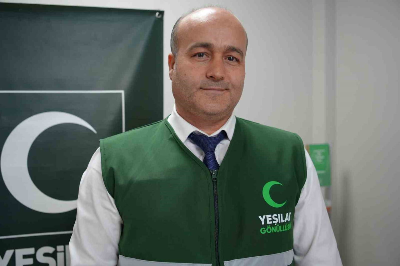 YEŞİLAY EDİRNE ŞUBE BAŞKANI MÜZEKKA BAYRAK, BAĞIMLILIKLA MÜCADELE KAPSAMINDA YÜRÜTÜLEN EĞİTİM...