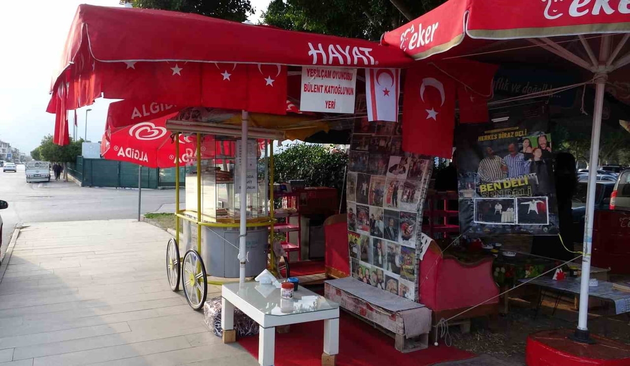 YEŞİLÇAM DÖNEMİ VE SONRASINDA SİNEMA İLE DİZİ PROJELERİNDE YER ALAN, SON OLARAK BİR FİLMİN DE...