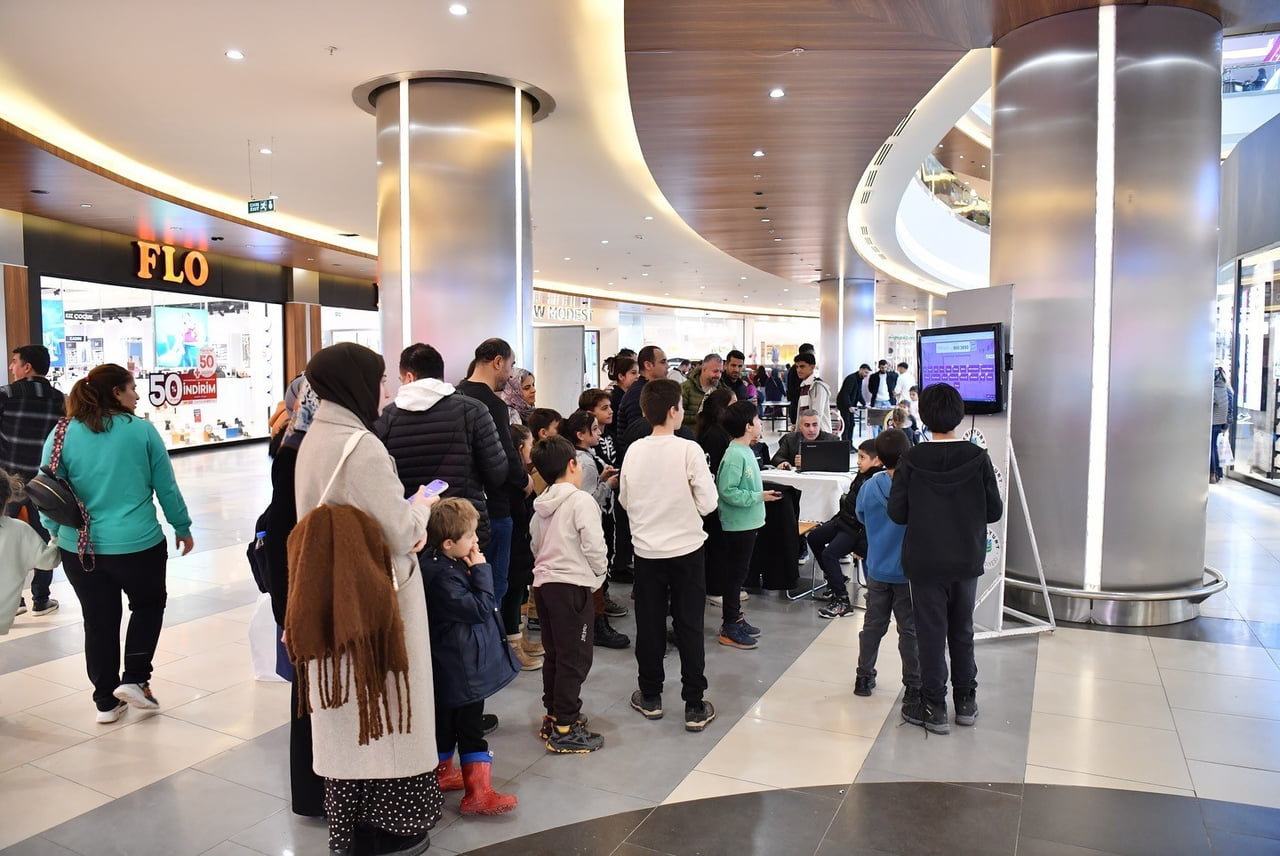 YEŞİLYURT BELEDİYESİ GELENEKSEL AVM SÖMESTR SPOR ŞENLİĞİ BAŞLATTI