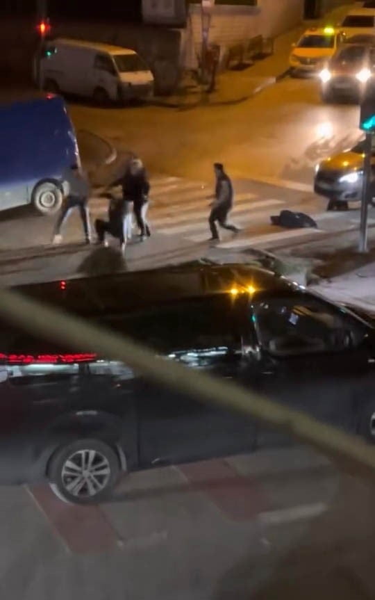 YILDIRIM İLÇESİNDE TRAFİKTE YAŞANAN KAVGA SIRASINDA BİR ÇOCUĞUN YOLA SAVRULMASI YÜREKLERİ AĞZA...