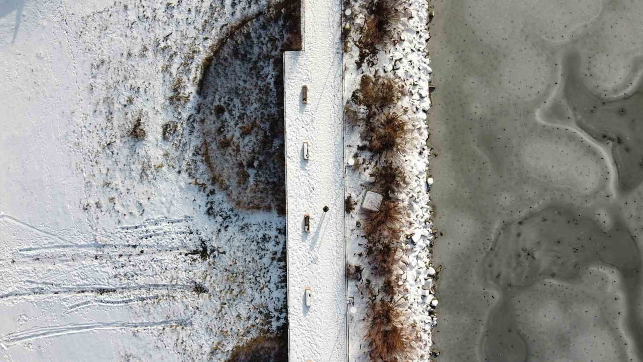 YOZGAT'TA HAVA SICAKLIĞININ SIFIRIN ALTINA DÜŞMESİYLE DONAN 3 GÖLET HAVADAN GÖRÜNTÜLENDİ.