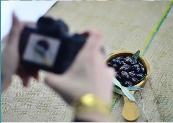 ZEYTİNLE EMEĞİ, MESİR MACUNUYLA TARİHİ KADRAJA ALAN DENETİMLİ SERBESTLİK YÜKÜMLÜLERİ, FOTOĞRAF...