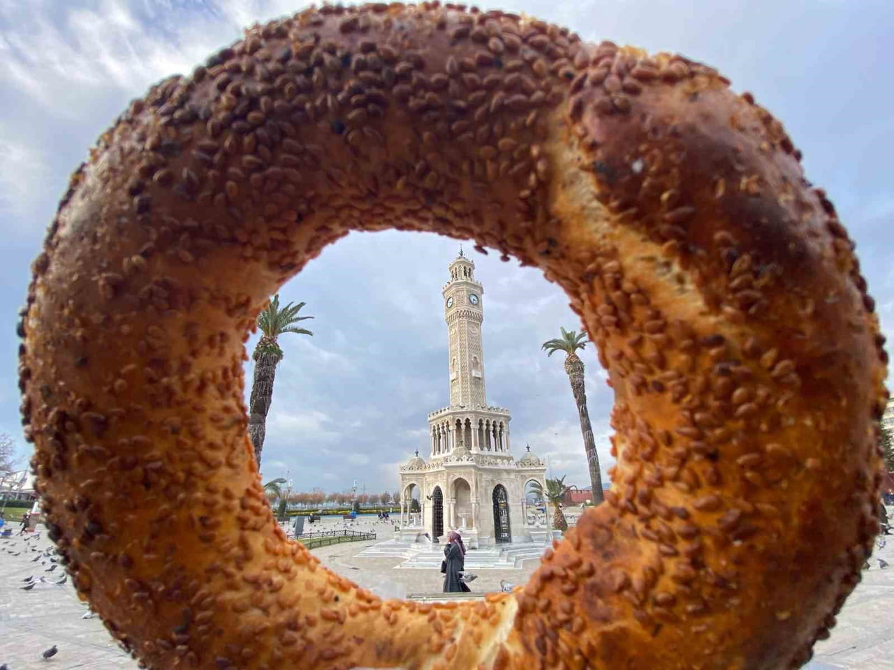 ZMİR'İN TESCİLLİ LEZZETİ, SABAH KAHVALTILARININ VAZGEÇİLMEZİ OLAN 'İZMİR GEVREĞİ' YENİ FİYATIYLA...
