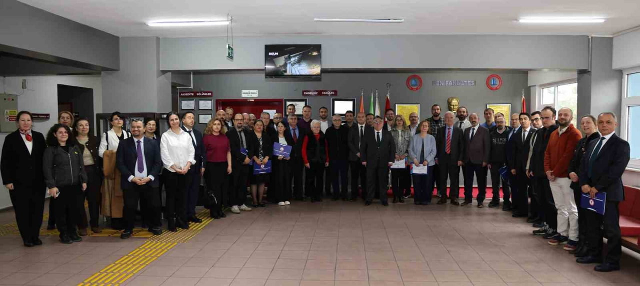 ZONGULDAK BÜLENT ECEVİT ÜNİVERSİTESİ (BEUN) FEN FAKÜLTESİ 2025-2026 AKADEMİK KURUL TOPLANTISI...