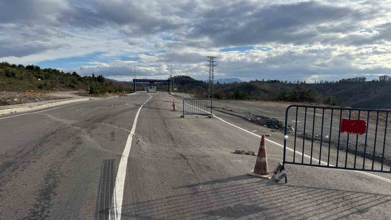 ZONGULDAK (İHA) - ZONGULDAK’IN KARADENİZ EREĞLİ İLÇESİNDE BULUNAN EREĞLİ ORGANİZE SANAYİ BÖLGESİ...