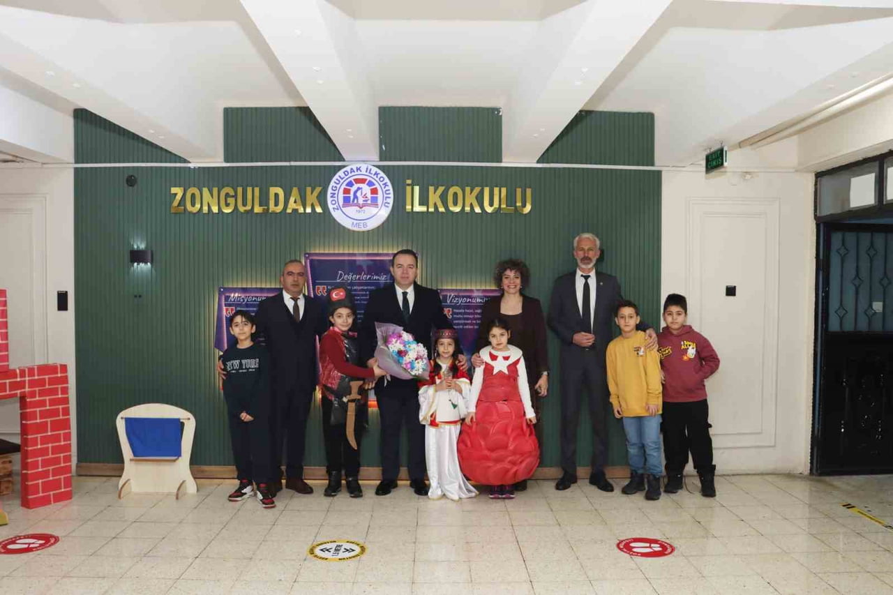 ZONGULDAK İLKOKULU ÖĞRENCİLERİ, ÇEVRE BİLİNCİ VE SIFIR ATIK PROJELERİ KAPSAMINDA HAZIRLADIKLARI...