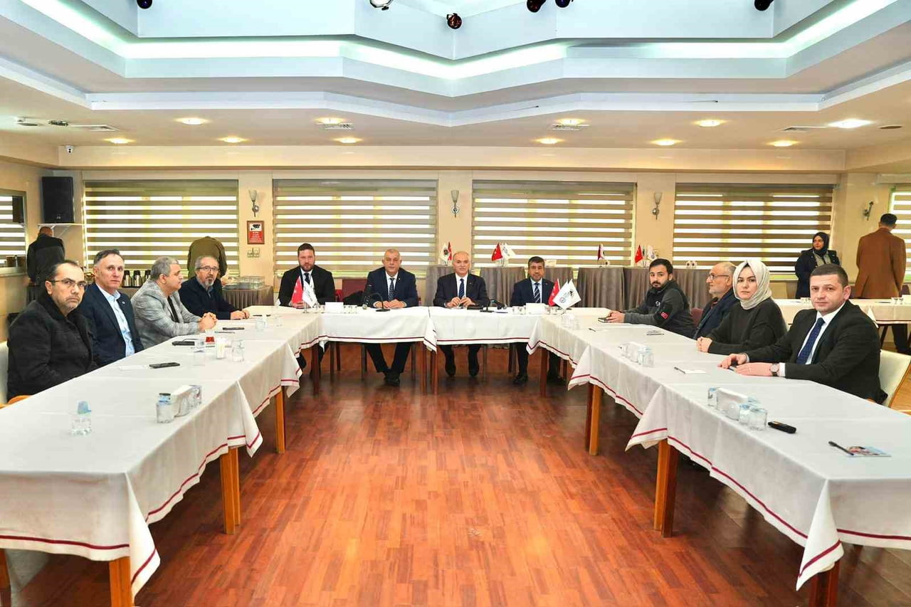 DÜZCE TİCARET VE SANAYİ ODASI (DTSO) TARAFINDAN DÜZENLENEN ÇÖZÜM MASASI TOPLANTILARINDA...