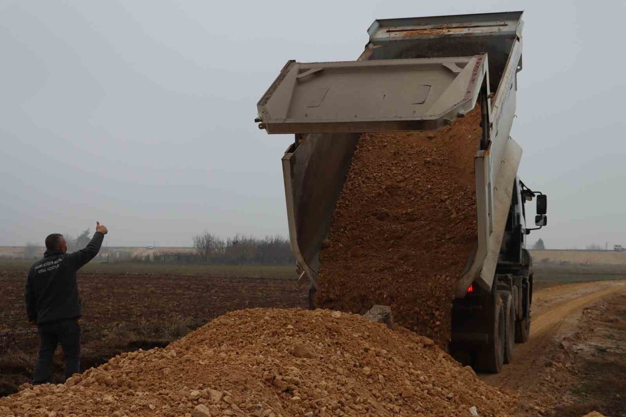 SURUÇ’TA MEZARLIK YOLUNDA ÇALIŞMALAR BAŞLADI