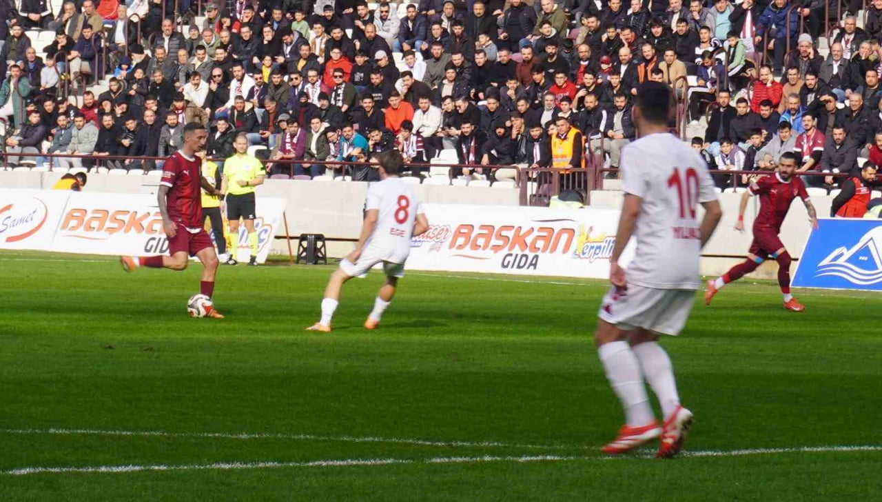 TFF 2. LİG: ELAZIĞSPOR: 2 – ALTINORDU: 0